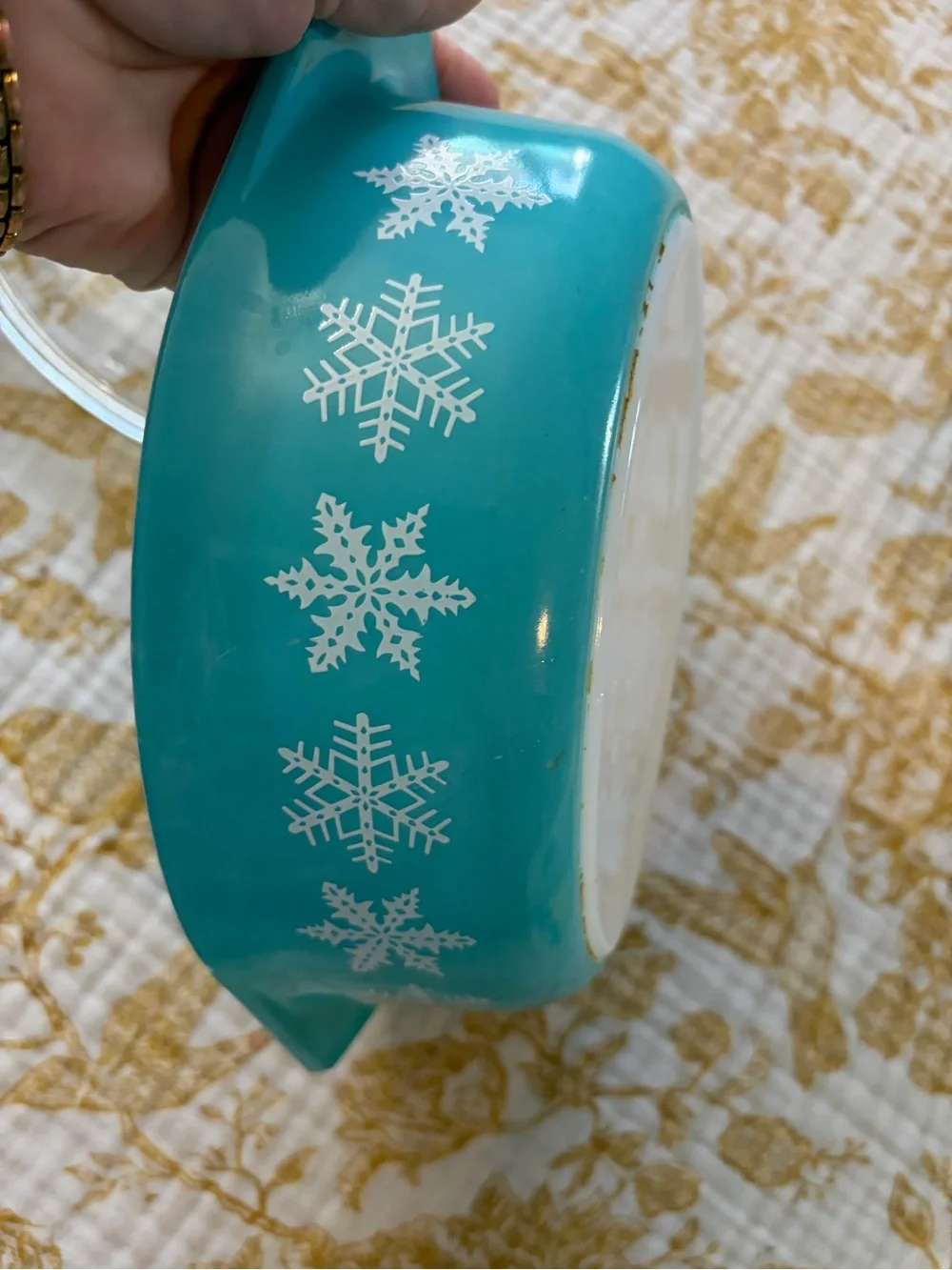 Pyrex Turquoise Snowflake Covered Casserole Dish